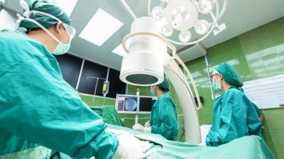 Tratament gratis împotriva cancerului pentru 760.000 de femei