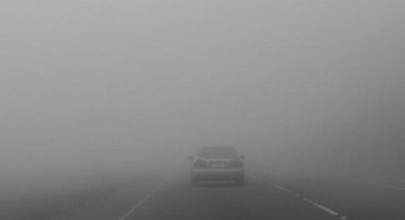 În aceste condiții, conducătorii auto ar trebui să fie mai atenți la drum și să reducă din viteză.