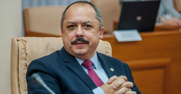 Попович: «Жесткие удары по Национальной библиотеке продолжаются».