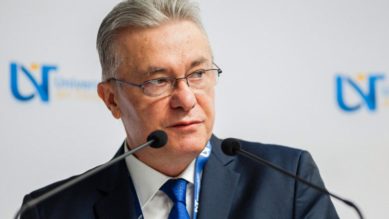 Экс-глава МИД Румынии: Нет признаков опасности вторжения в Молдову.