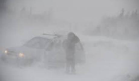 În această zonă se circulă cu dificultate din cauza ninsorilor şi depunerii stratului gros de zăpadă.