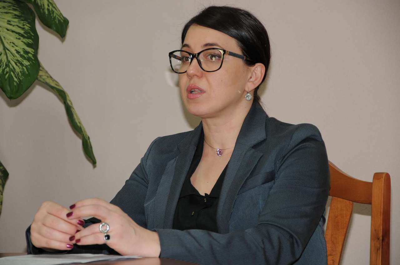 По словам чиновницы, многие государственные и частные учреждения продолжают пользоваться пиратским программным обеспечением.
