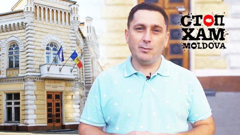 Александр Чолак - стал известен в Интернете, благодаря отсутствию культуры у автомобилистов в Молдове.