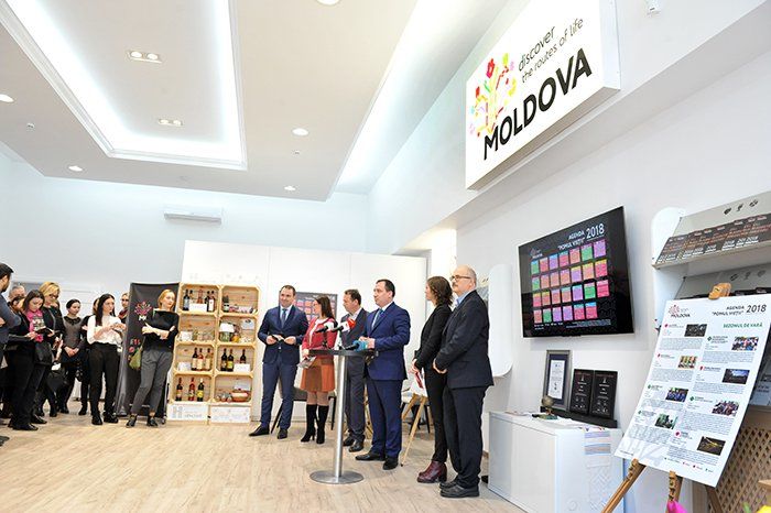 A fost lansat primul calendar turistic al R. Moldova sub egida brandului Pomul Vieţii.