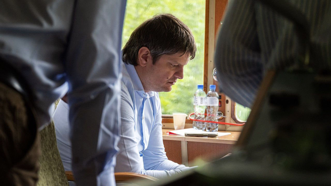 Andrei Spînu părăsește Guvernul și iese din partidul PAS.