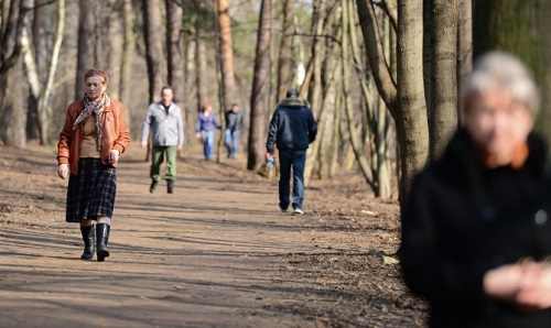 Maxima zilei va fi de +15 grade Celsius, noaptea va fi rece și sunt prognozate înghețuri de până la -4 grade.