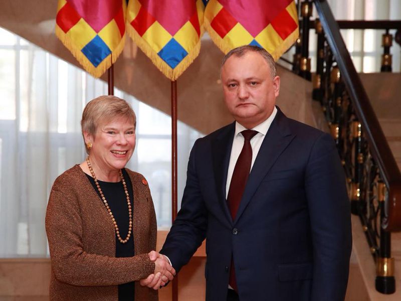 Igor Dodon a avut o întrevedere cu Rose Gottemoeller, secretarul general adjunct al NATO.