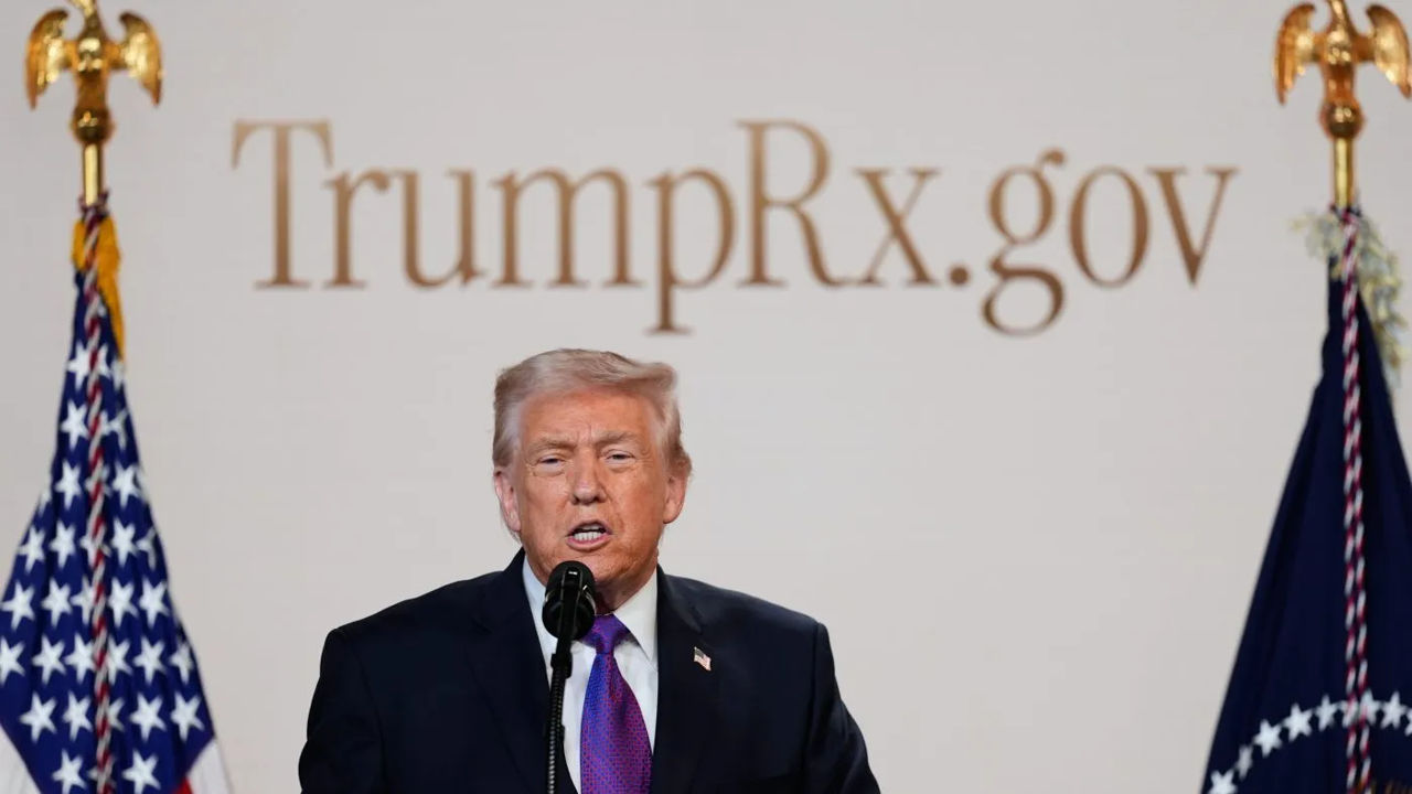Trump a lansat un site web sub numele său care oferă reduceri la medicamente.
