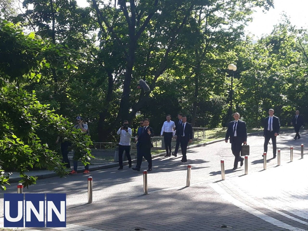 В парке есть сторонники Зеленского, которые также пошли в ВР.
