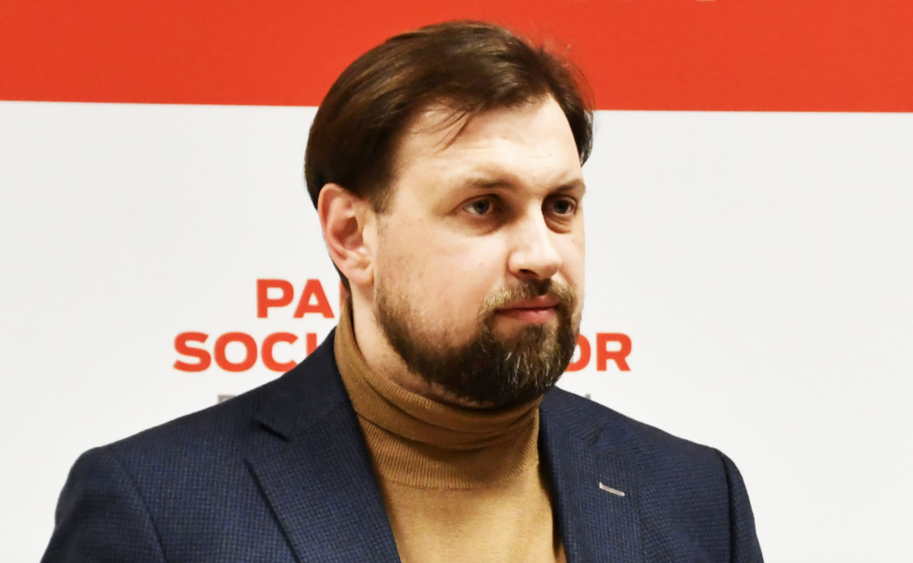Социалист Максим Лебединский объявил об уходе из политики.