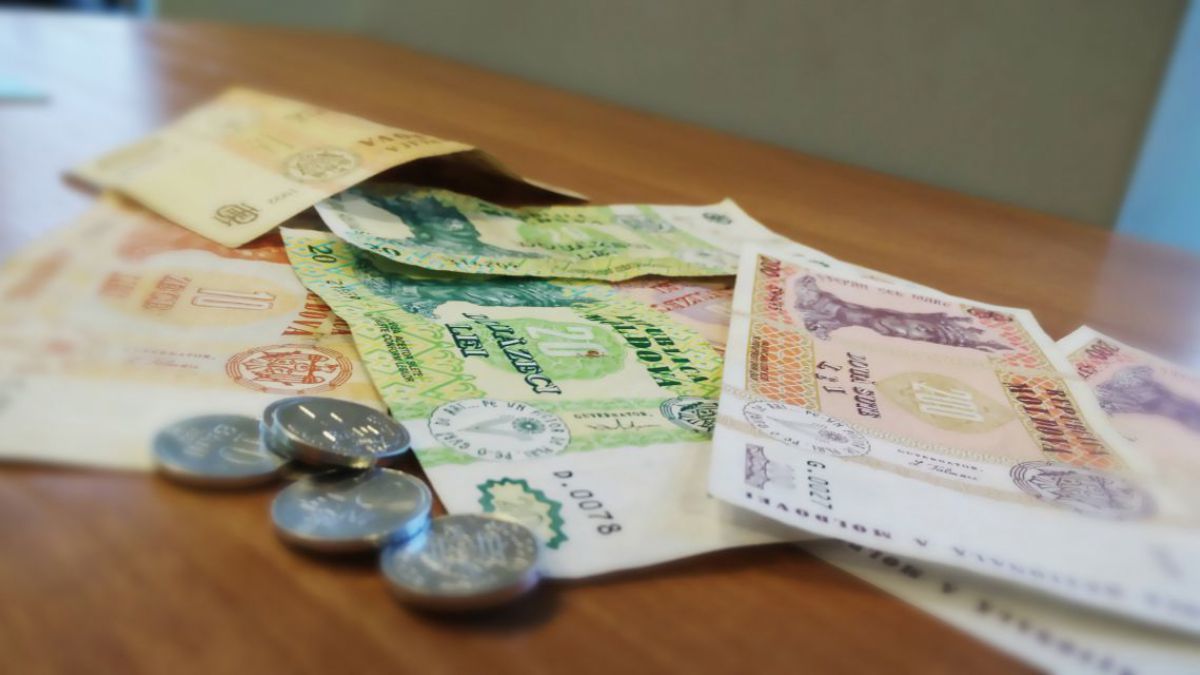 Молдаване тратят на здоровье, интернет и мобильный телефон одинаково.