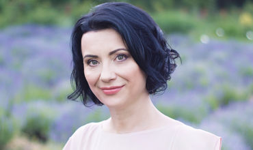 Interpreta Ana Barbu ar fi împlinit astăzi 58 de ani. Foto: Teleradio-Moldova