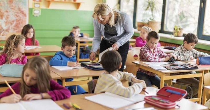 CRIZĂ ACUTĂ de profesori şi educatori: 2.032 de locuri vacante în ţară