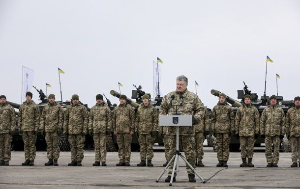 Порошенко: Финансирование армии возрастет на 16 млрд.