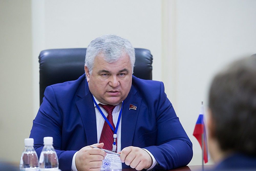 Зампредседатель думского комитета по делам СНГ Казбек Тайсаев.