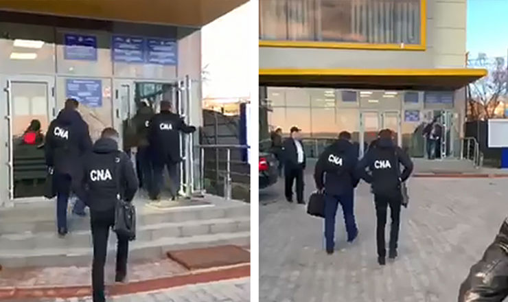 Задержанию предшествовали обыски, проведенные у него дома и в офисе. 