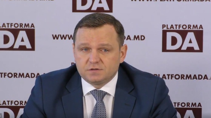Платформа DA требует, чтобы правительство отозвало проект закона о ликвидации комиссии по децентрализации.
