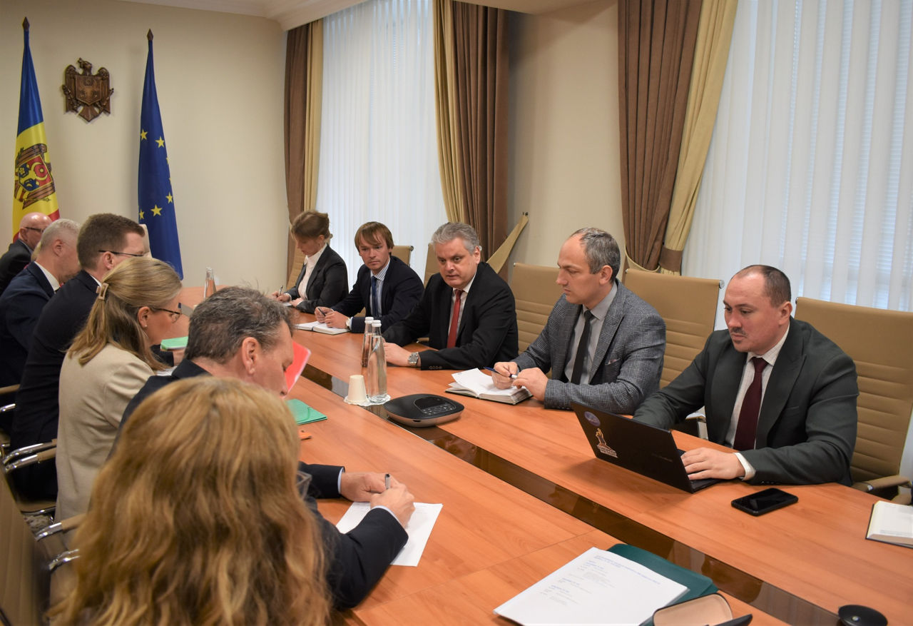 Reglementarea transnistreană, discutată de Serebrian și ambasadorii NB8.