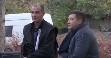Руслан Попов переведен под судебный контроль.