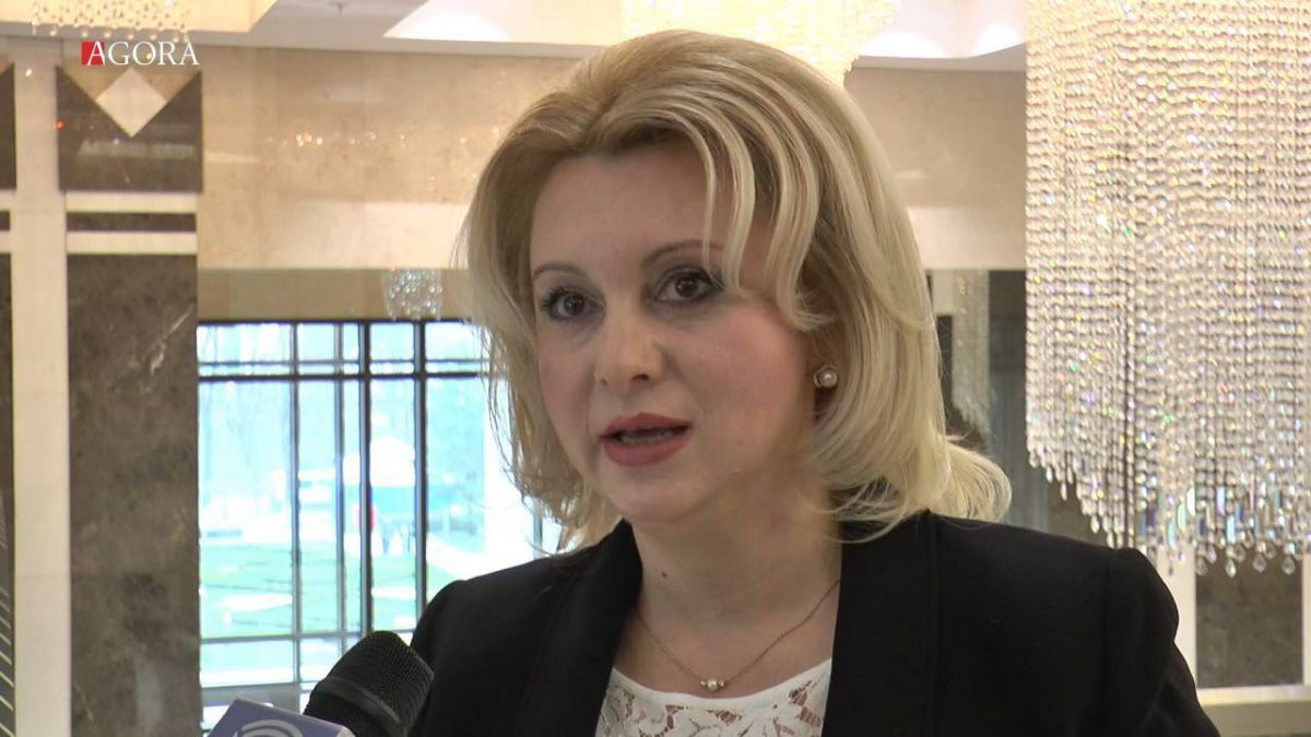 Виолетта Иванов указала в декларации только квартиру и деньги на счете.
