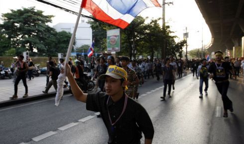 Cetăţenii care doresc să se deplaseze în Thailanda sunt sfătuiţi să se informeze, în prealabil, asupra situaţiei de securitate din zonă.