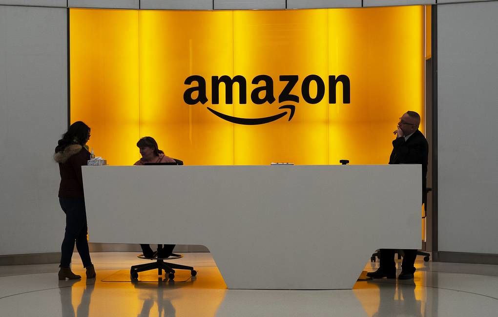 Amazon разрабатывает гаджет для определения человеческих эмоций.