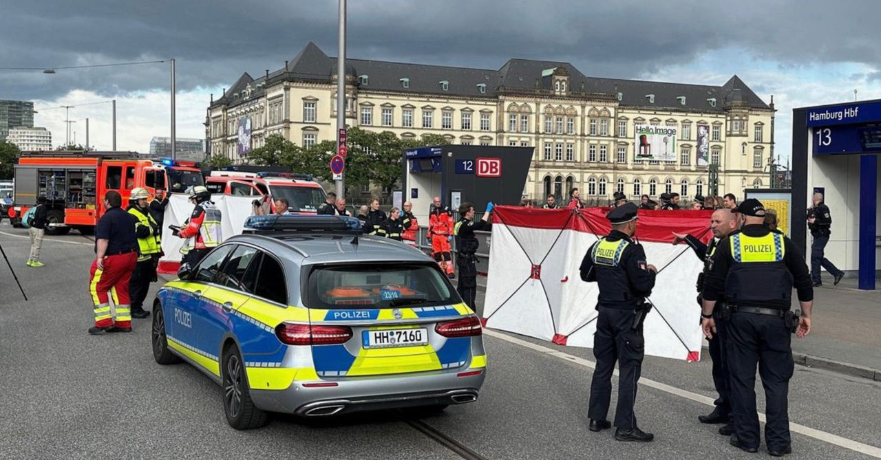 Atacul din Hamburg: Poliția cere ca atacatoarea să fie internată într-un spital de psihiatrie.