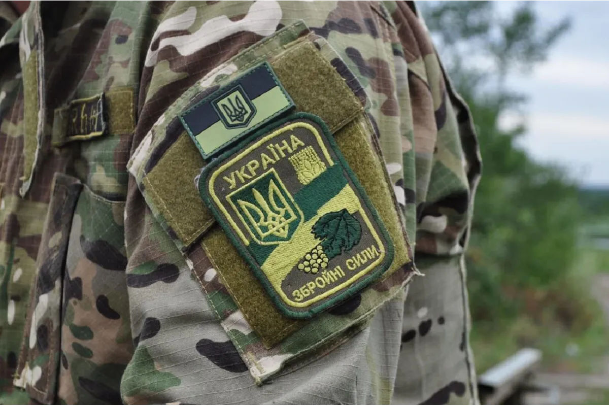 В Украине отменен призыв на срочную службу во время войны.