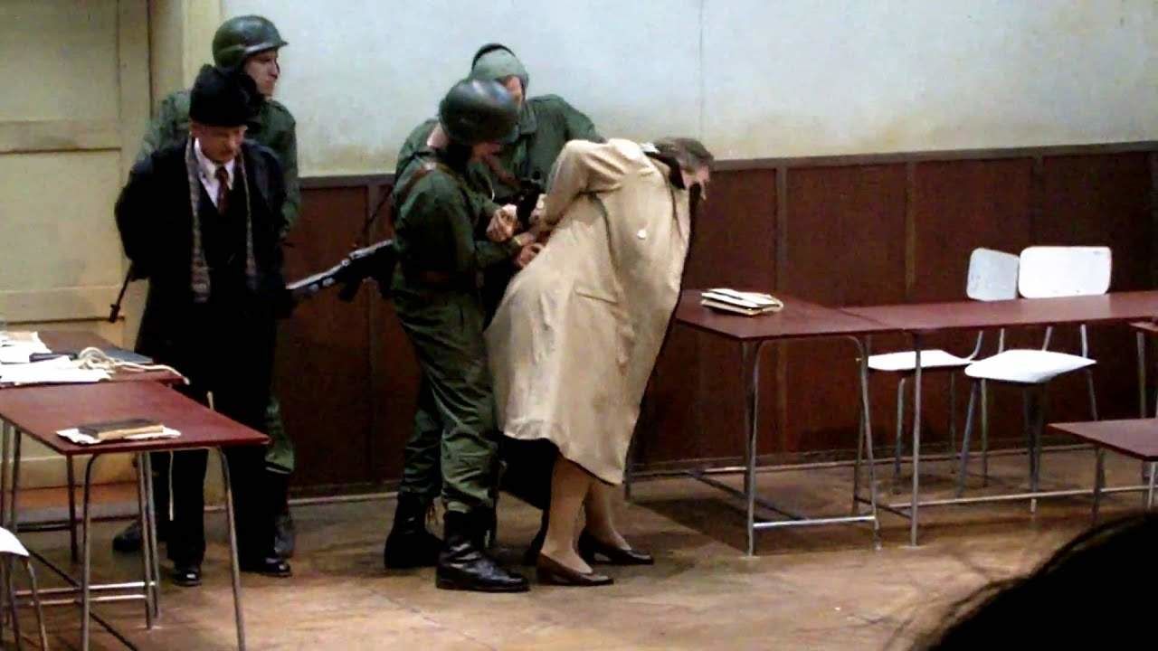 Исполняется 30 лет со дня казни Николае Чаушеску и его супруги Елены.