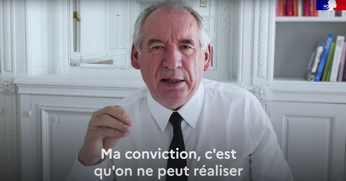 Premierul Franței și-a lansat un canal de YouTube pentru a explica necesitatea reducerii bugetului.