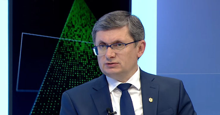 Гросу заметил, что, несмотря на поддержку Макрона, «есть некоторые условия».