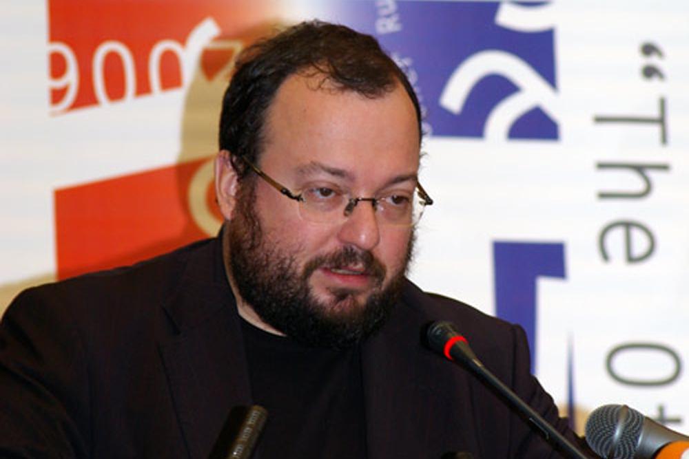 În același timp, expertul a precizat: "Nu stiu ce scenariu va fi aplicat, deoarece toate deciziile sînt luate de un număr limitat de persoane".