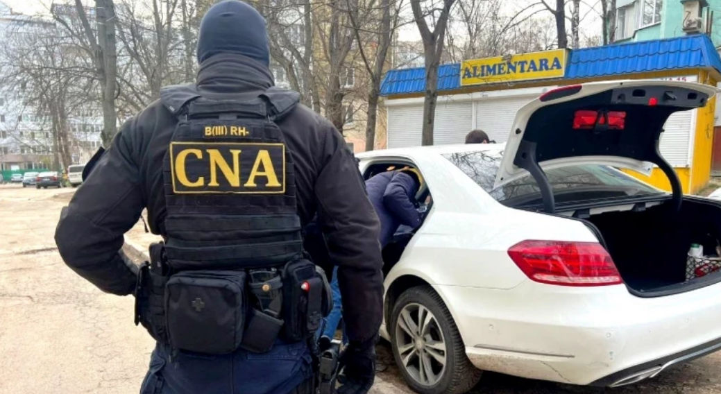 В Бельцах провели обыски по 19 адресам.