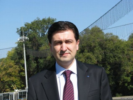 Vitali Catană a ținut să menționez că și în continuare va susține parcursul european al actualei coaliții de la guvernare.