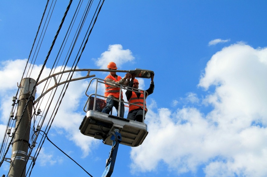 Energia electrică, deconectată. Adresele și localitățile vizate