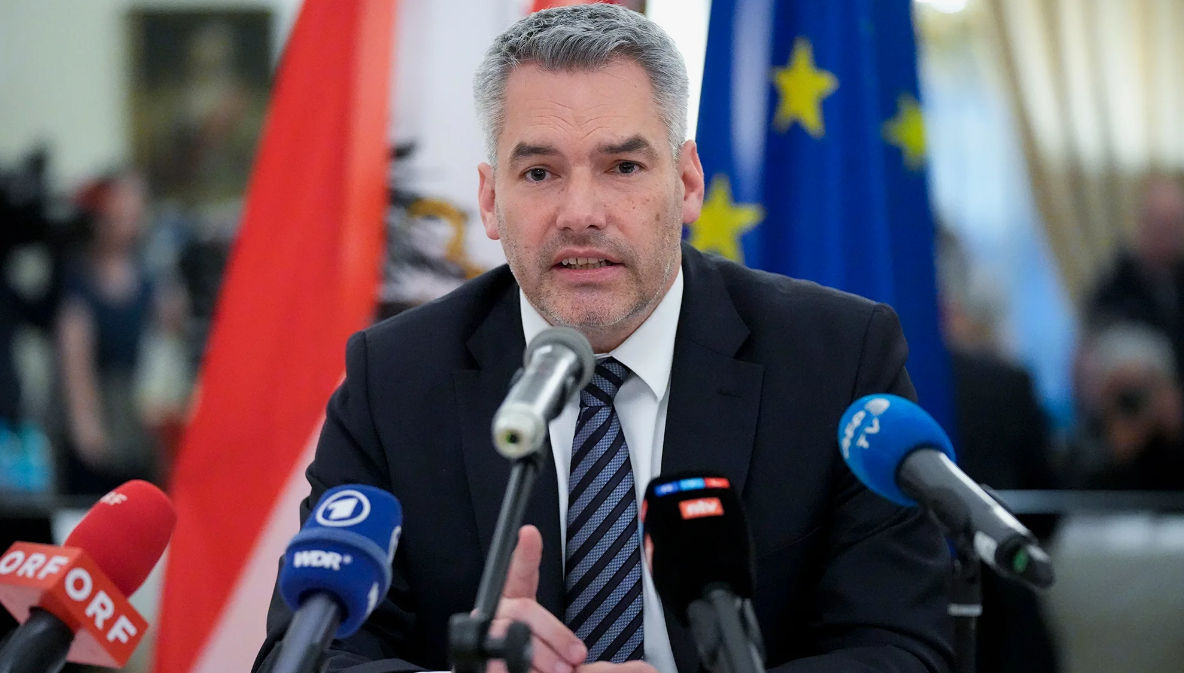 Cancelarul Austriei i-a propus lui Trump un loc pentru negocierea păcii în Ucraina.