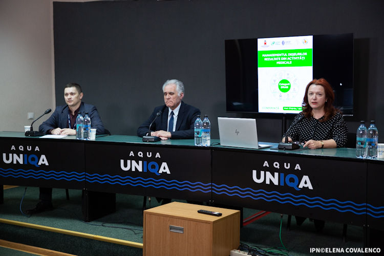 Эксперты: Пандемия COVID-19 генерировала огромные объемы отходов. Фото: ipn.md