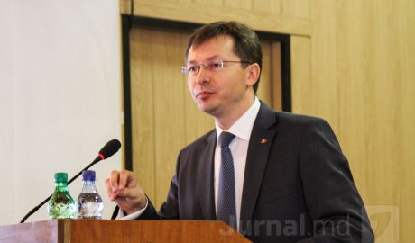 Экс-министр финансов Вячеслав Негруца.