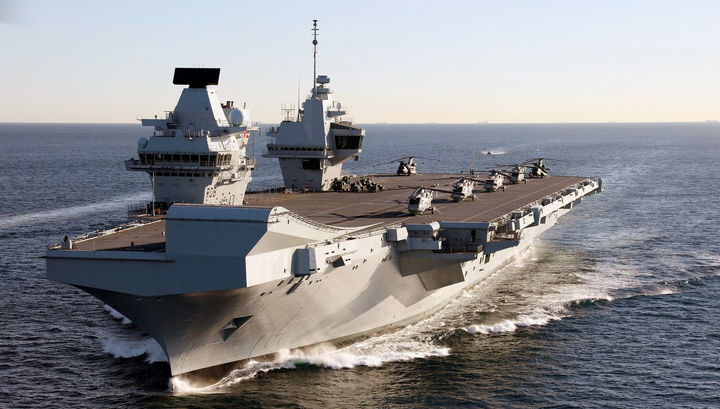 Великобритания направит флагман своих Военно-морских сил - авианосец Queen Elizabeth - в воды Тихого океана для демонстрации силы Китаю.