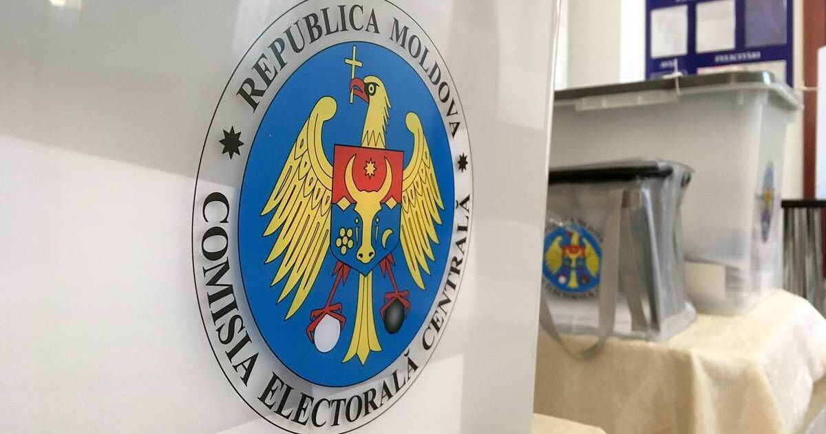 CEC a mărit numărul secțiilor de votare din Rusia de la două la cinci.
