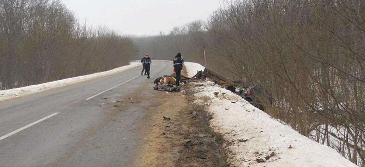 Un bărbat a decedat în urma ciocnirii unui Mercedes cu o căruță.