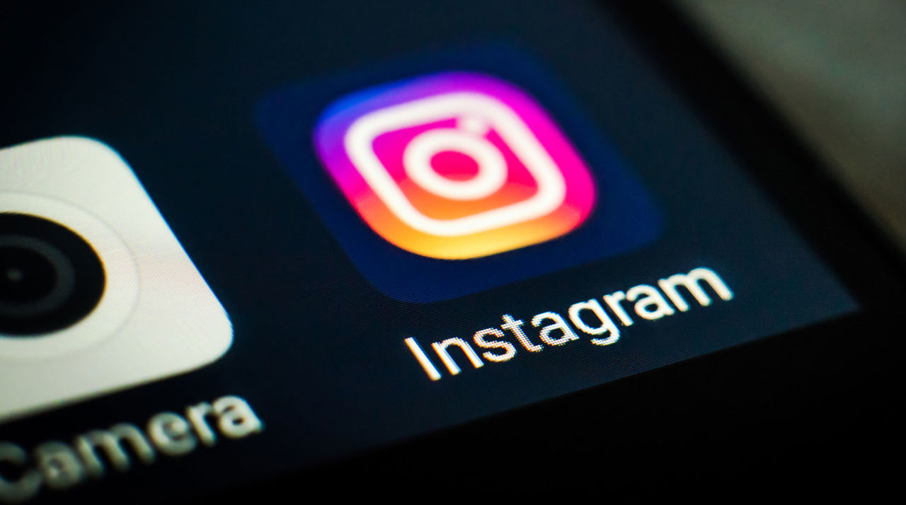Социальная сеть Instagram представила функцию Limits.