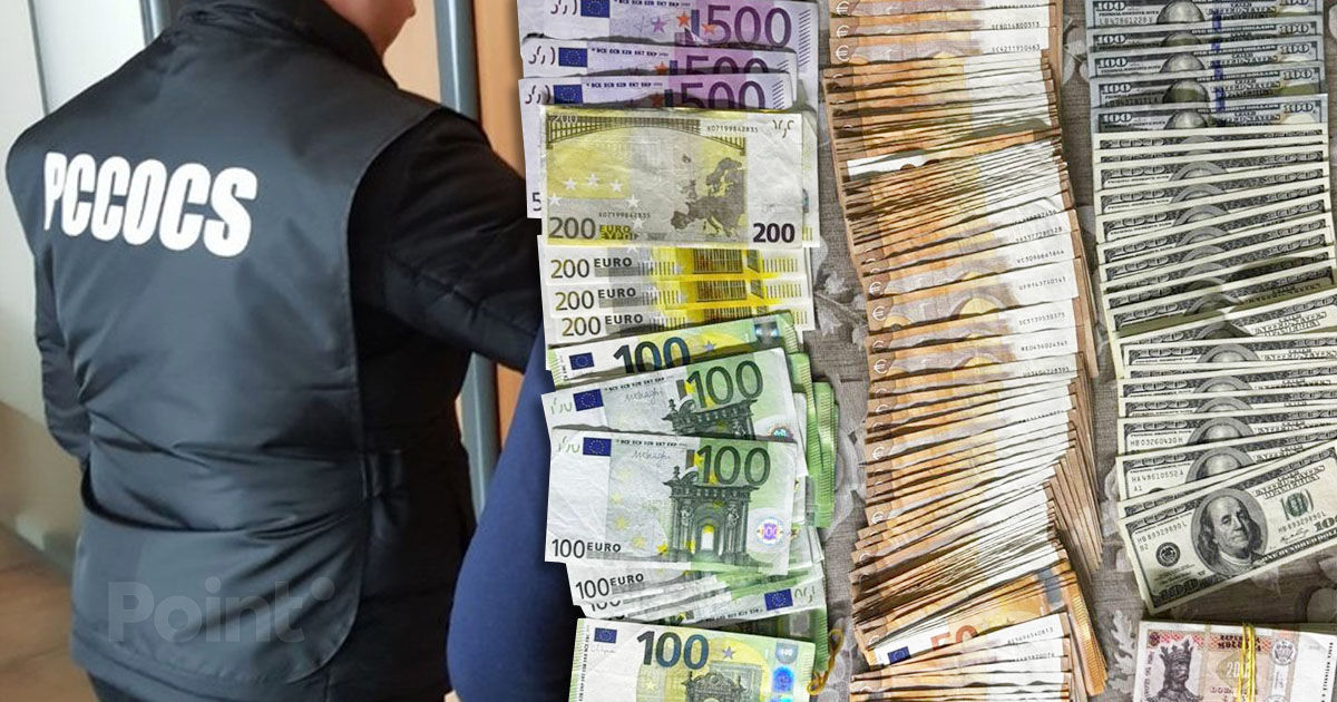 Percheziții într-un dosar de finanțare ilegală a partidelor.