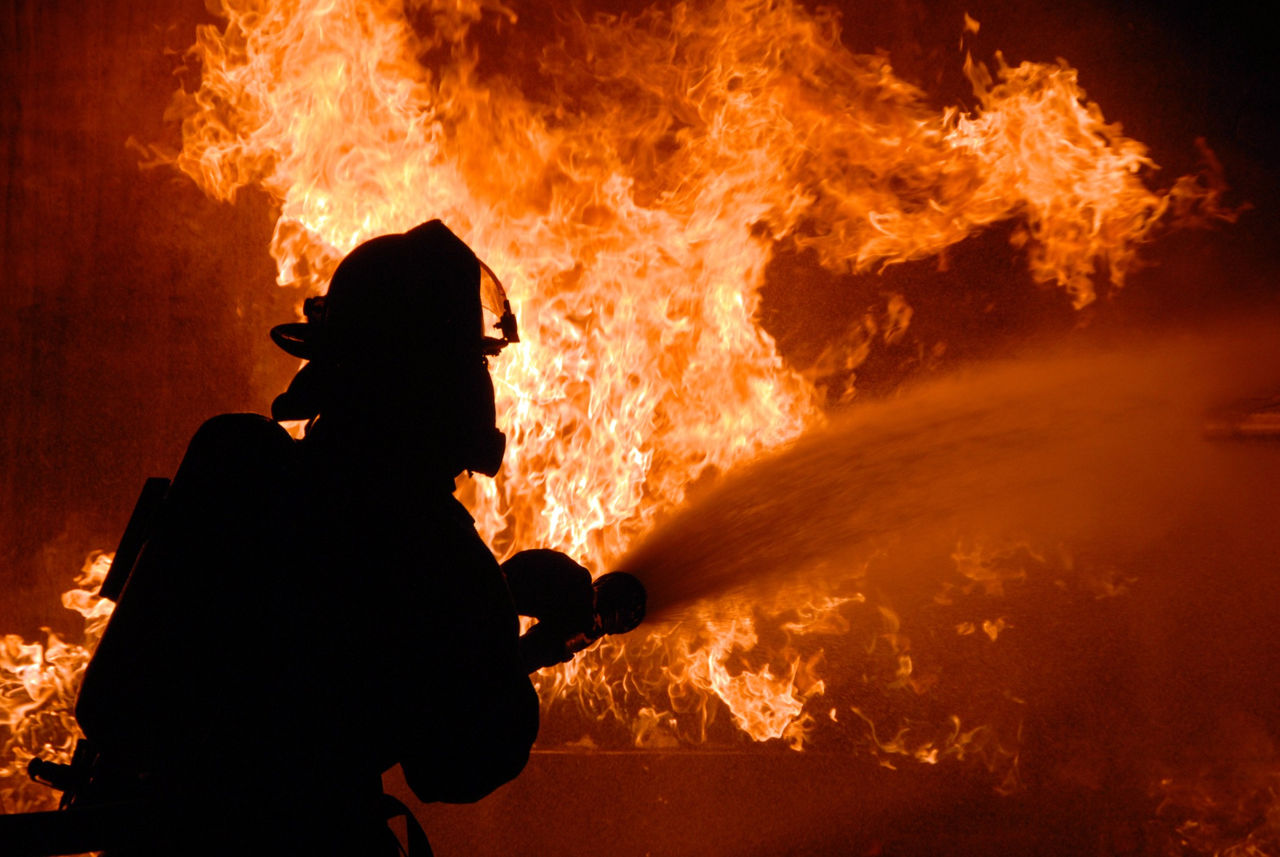 Un scurtcircuit a provocat un incendiu la Slobozia: Un bărbat a murit.