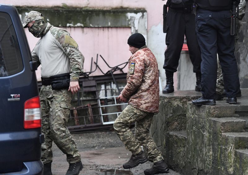 "Большая семерка" потребовала от России отпустить украинских моряков.