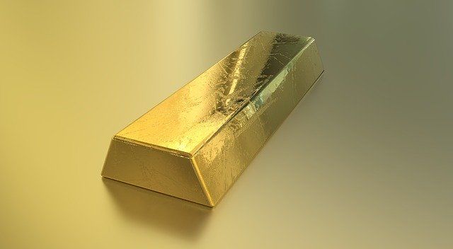 В Швейцарии ученые создали слиток золота из пластика.