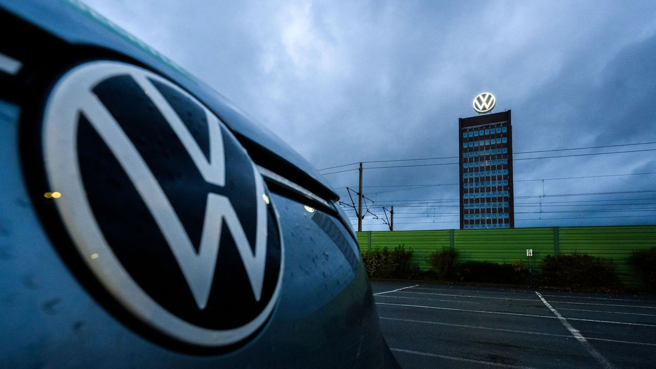 Volkswagen собирается закрыть сразу четыре завода в Германии до 2034 года.