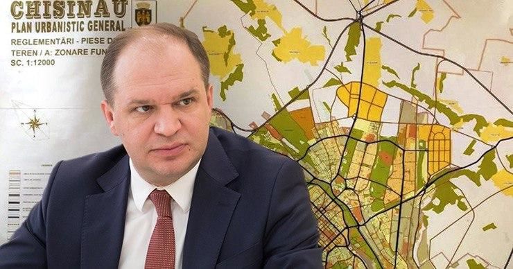 Чебан обвиняет местных избранников в том, что они препятствуют двум компаниям.