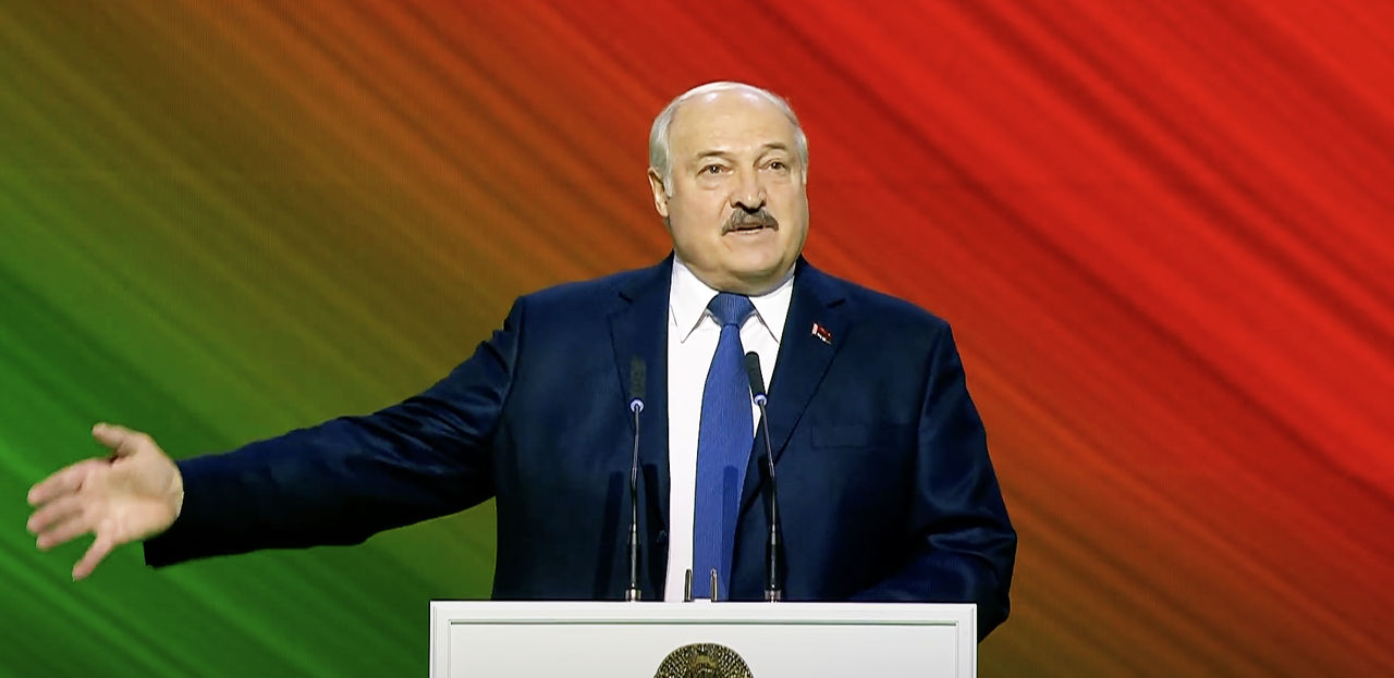 Лукашенко: Сегодня Украина, завтра будет Молдова или Румыния.