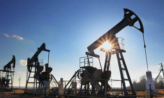 Импорт нефти в США снизился за неделю на 355 тыс. баррелей в сутки.